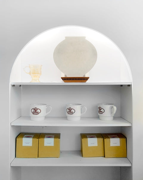 Light Hanji (Joseon White Porcelain Moon Jar)