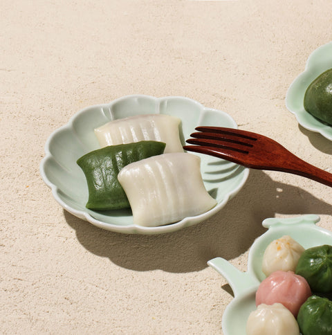 Celadon Dish (Flower Shape)