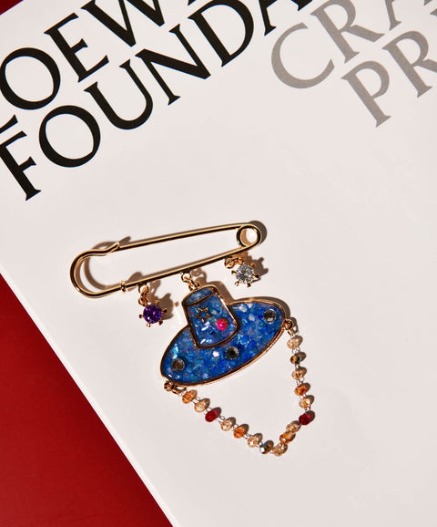 Brooch (Gat)
