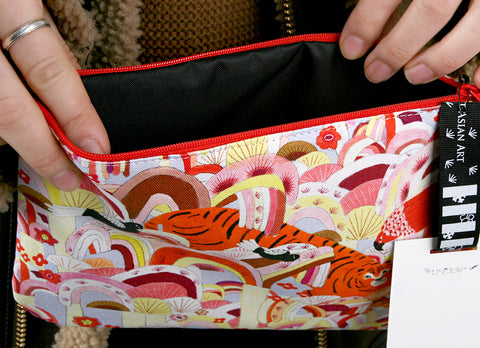 Pouch (Red Tiger)