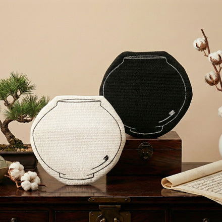 Moon-Shaped Pouch