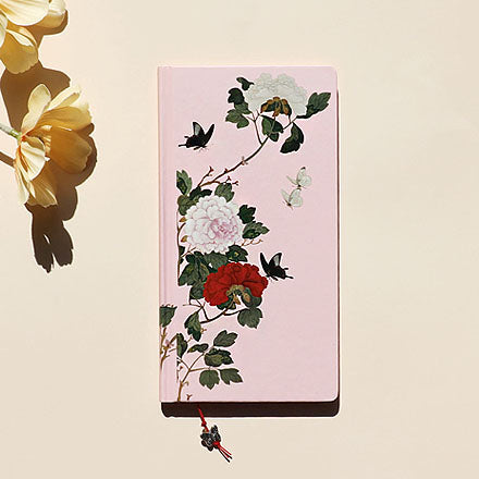 Cahier spécial à motifs de fleurs et de papillons (rose)