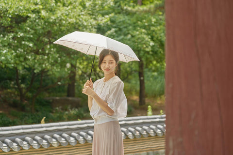 The Smile of Silla Umbrella for Both Sun and Rain Protection