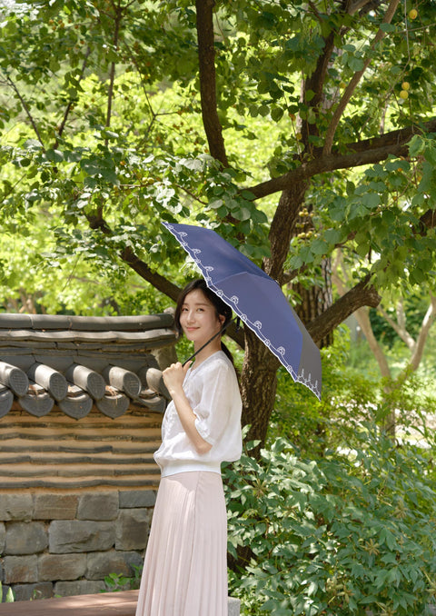 The Smile of Silla Umbrella for Both Sun and Rain Protection