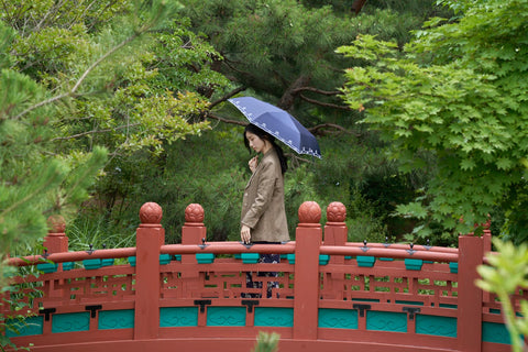 The Smile of Silla Umbrella for Both Sun and Rain Protection