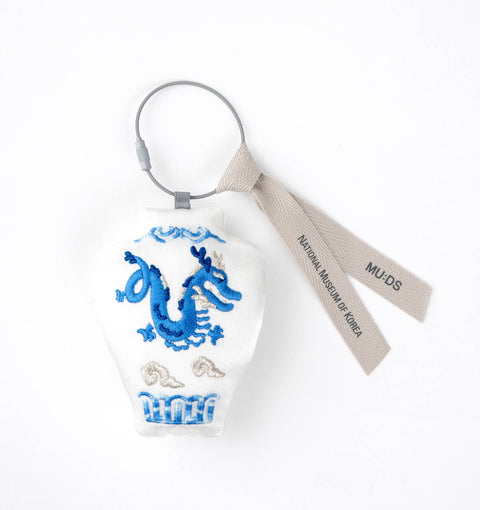 Keyring(Jar with Dragon and Cloud Keyring)