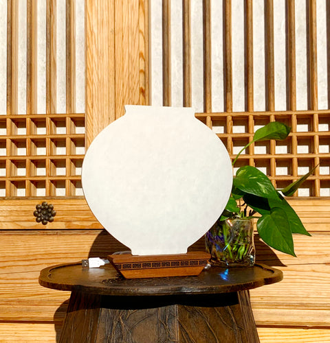 Light Hanji (Joseon White Porcelain Moon Jar)
